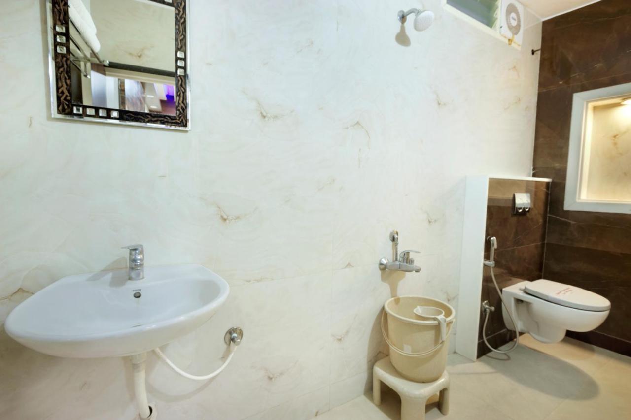 Mannars Deluxe Lodge Mysuru Zewnętrze zdjęcie