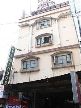 Mannars Deluxe Lodge Mysuru Zewnętrze zdjęcie