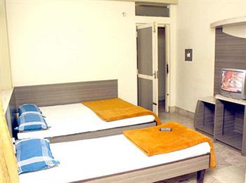 Mannars Deluxe Lodge Mysuru Zewnętrze zdjęcie